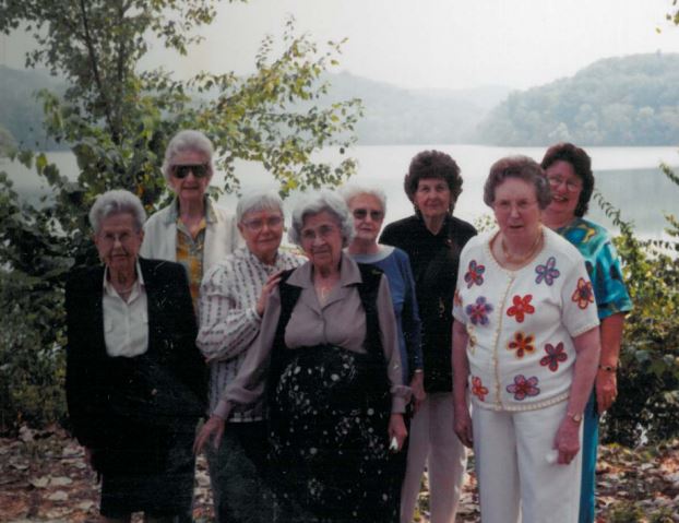 Radnor Lake, August 20, 1999 (1st Row L to R) Miss Elizabeth Shute Cowles (1910-2003), Miss Wilma Louise Short (1922-2003) (2nd Row L to R) Mrs. Eleanor May Herts Hersh (1909-2012), Mrs. Ruth Lillian Gearhart Beaver (1918-2008), Mrs. Annie Rai Doyal Shaw (1917-2010) (3rd Row L to R) Mrs. Lula Belle Parker Austin (1908-2007), Mrs. Marion Elizabeth Cole Moore (1923-2009), Rita Lush, Activities Director, The West End Home For Ladies